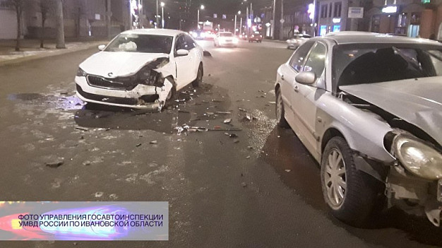 16-летняя пассажирка Skoda после ДТП попала в больницу с сотрясением